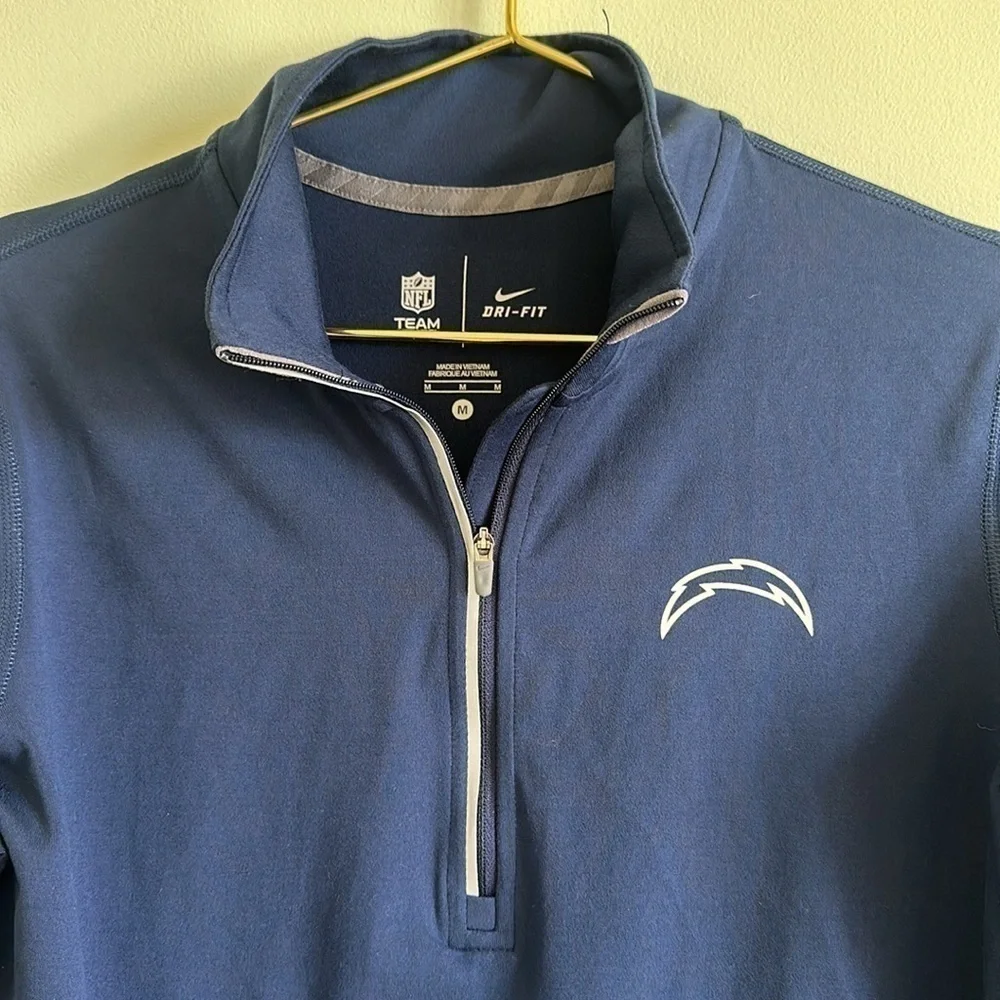 Nike NFL Los Angeles Chargers Half Zip Women’s Pullover Dark Blue Navy Sz Medium
